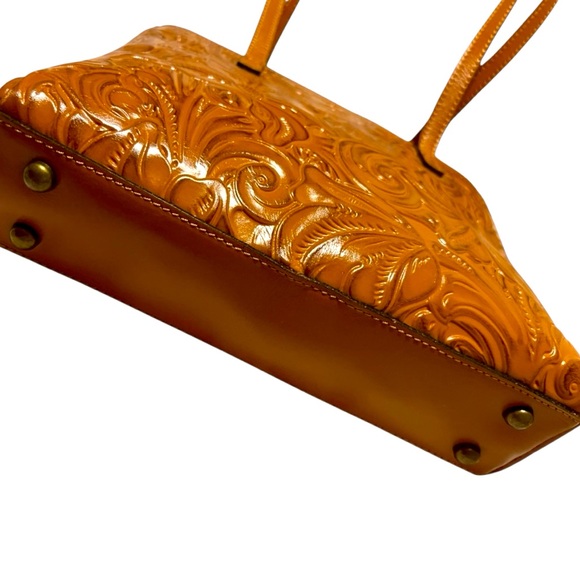 Patricia Nash Prescott Tote Shoulder Bag in hand tooled in Cognac Brown. - Picture 14 of 16